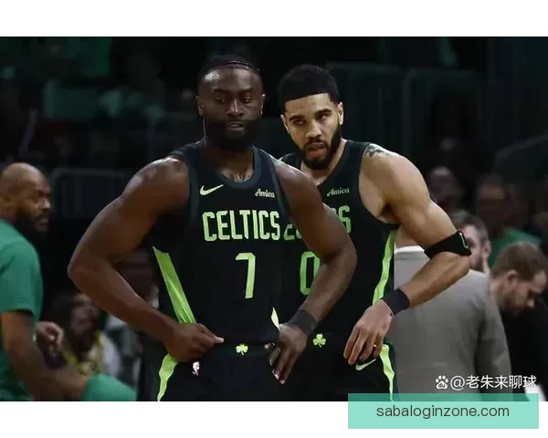 绿军双核布朗塔图姆对话曝光 定下全队沟通基调